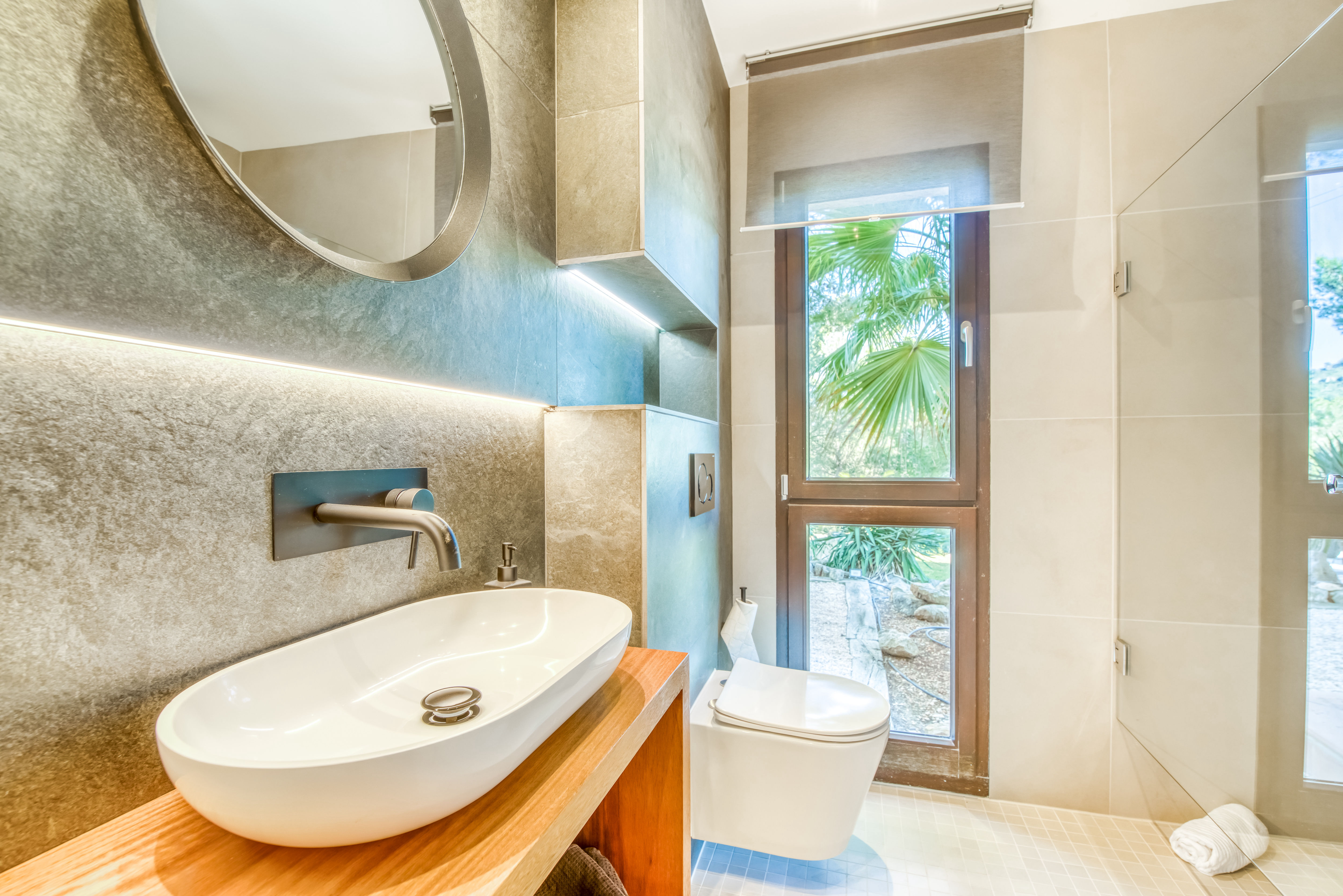 Bad 5 Untergeschoss mit Dusche und WC (Bad 5)