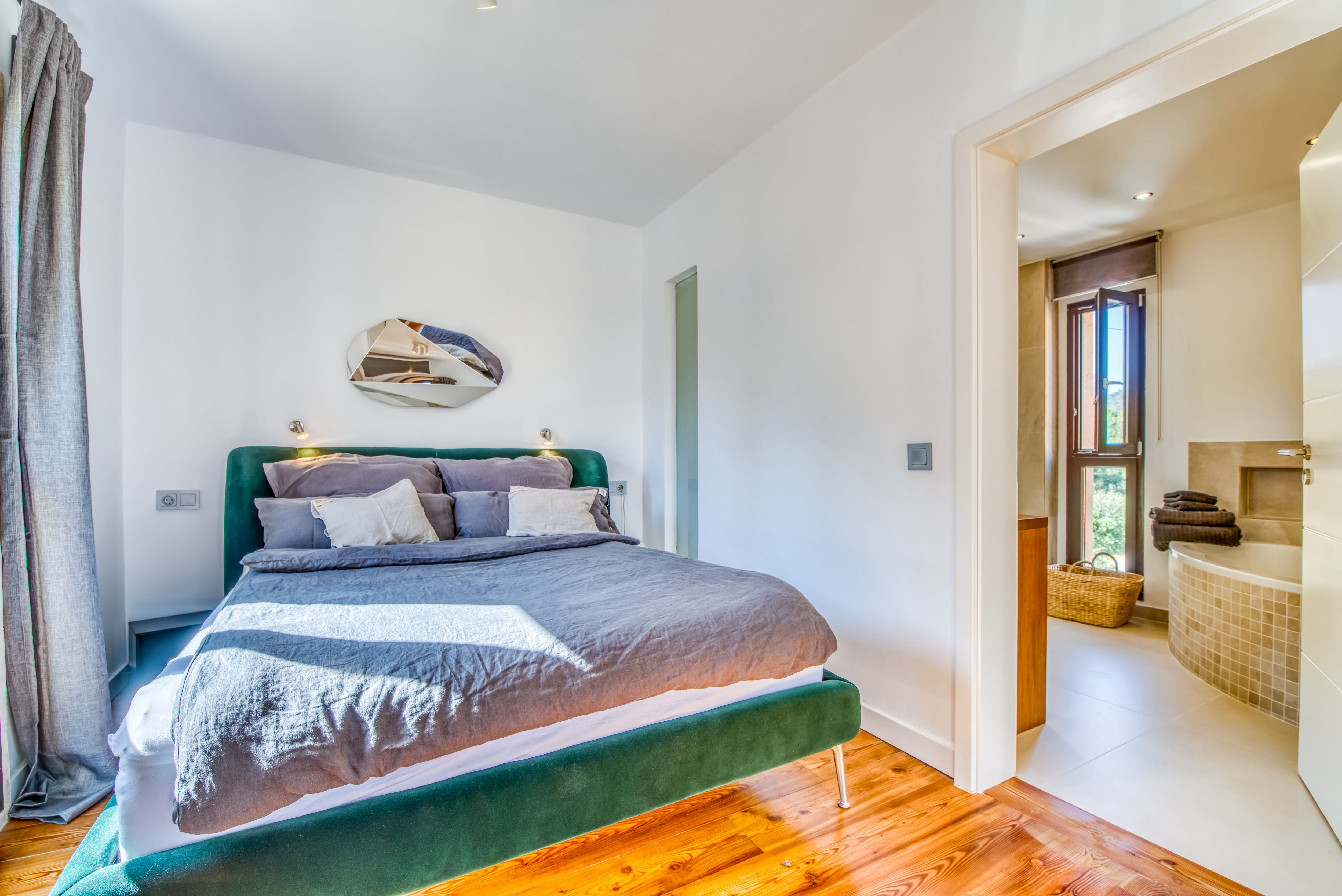 Schlafzimmer 3 mit Zugang zur Dachterrasse Obergeschoss